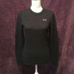 M Dark Gray Hollister Crew Neck Sweater